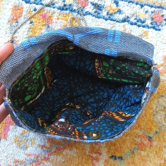 Dainty Aztec Beaded Flap Closure Metal Chain Mini Crossbody Bag Gray Periwinkle - Picture 7 of 11